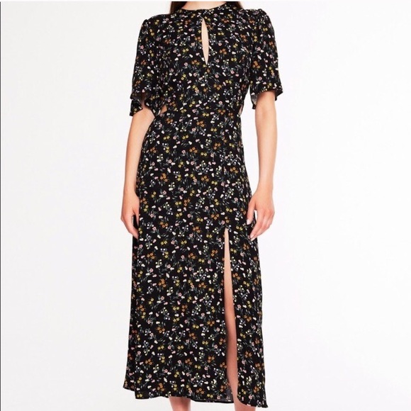 AFRM Dresses & Skirts - AFRM Meg ditzy pattern lattice back midi dress